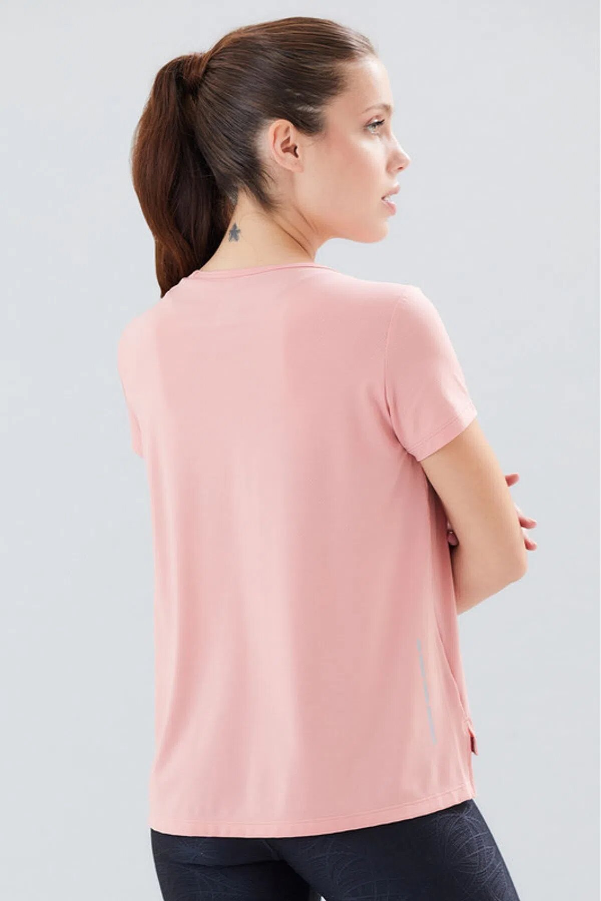 Remera LARWOOD - Imagen 2